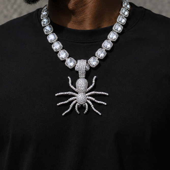 Iced Spider Pendent + Chain